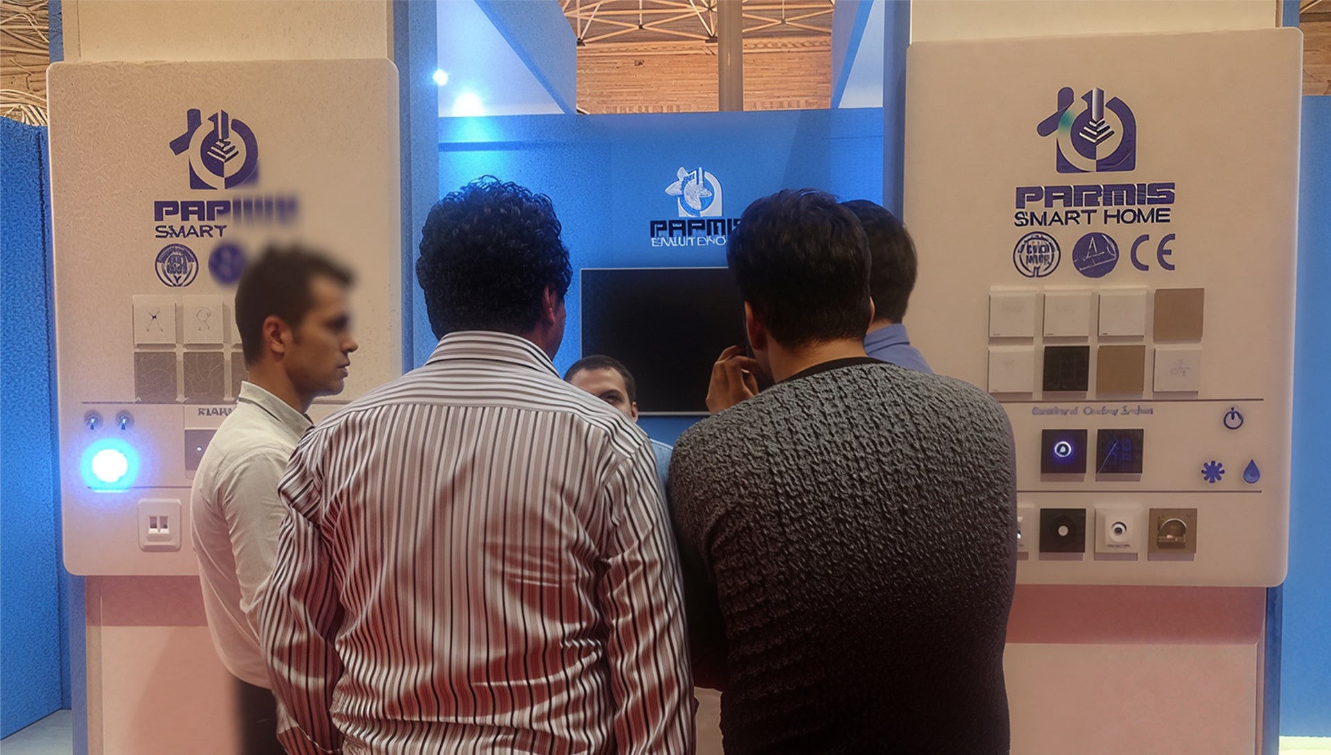 معرفی محصولات کلید لمسی پارمیس در شهر باران‌های نقره‌ای از ۱۲ تا ۱۵ آبان ۱۳۹۴