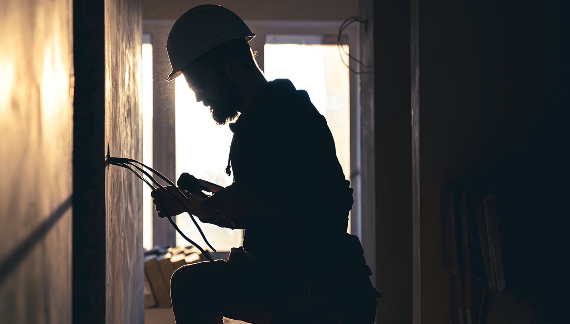 چرا باید از کلید لمسی ایرانی استفاده کنیم؟